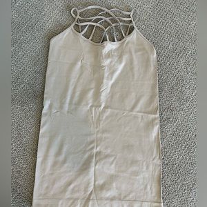 Women’s crisscross tank. Size L/XL